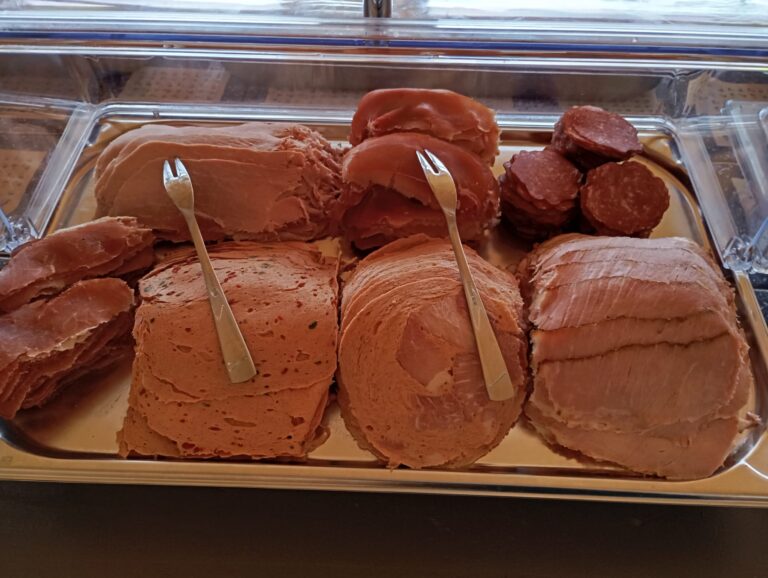 5f7ed503-bec0-496b-958c-543b9d1d2a71