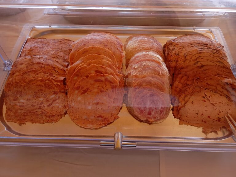 7b705f89-da99-481e-a3d2-1fbeb84ca68a